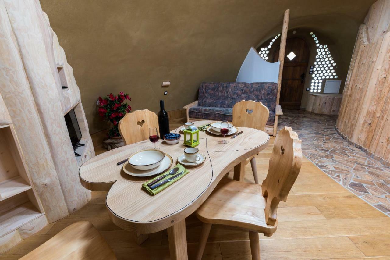 Apartma Zemljanka ليوتومير المظهر الخارجي الصورة